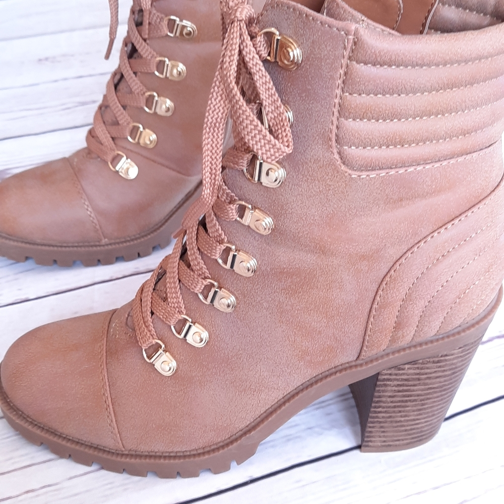G by Guess Jetti combat utility boots sz 8.5‎